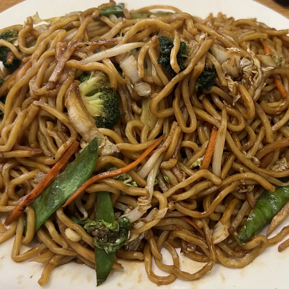 Vegetable Lo Mein 菜捞面